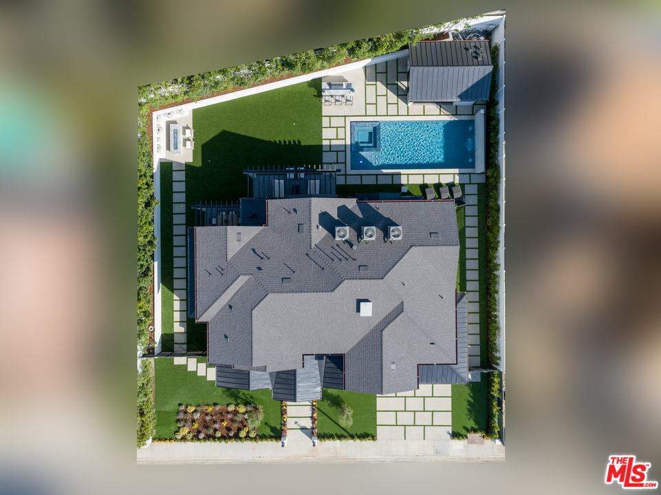 6310 Mirror Drive Los Angeles, CA 90068 - Photo 43 of 49 an aerial view of a house