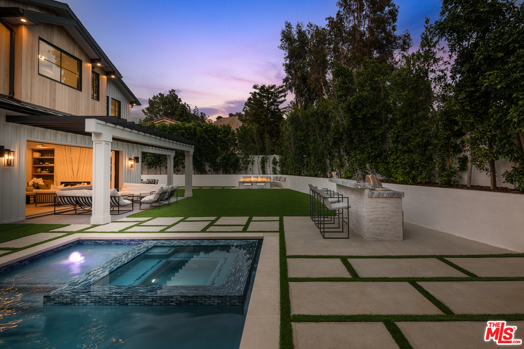 6310 Mirror Drive Los Angeles, CA 90068 - Photo 47 of 49 a view of a house with backyard