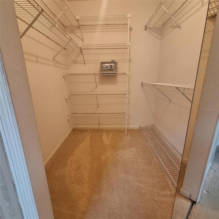 1517 North Carolwood Boulevard Fern Park, FL 32730 - Photo 16 of 35