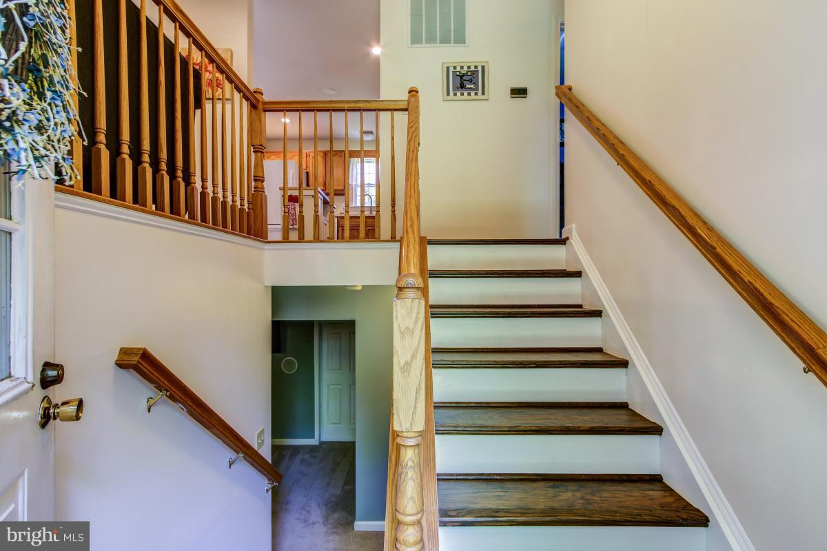 11615 Lucasville Road Manassas, VA 20112 - Photo 3 of 30 Interior (General)