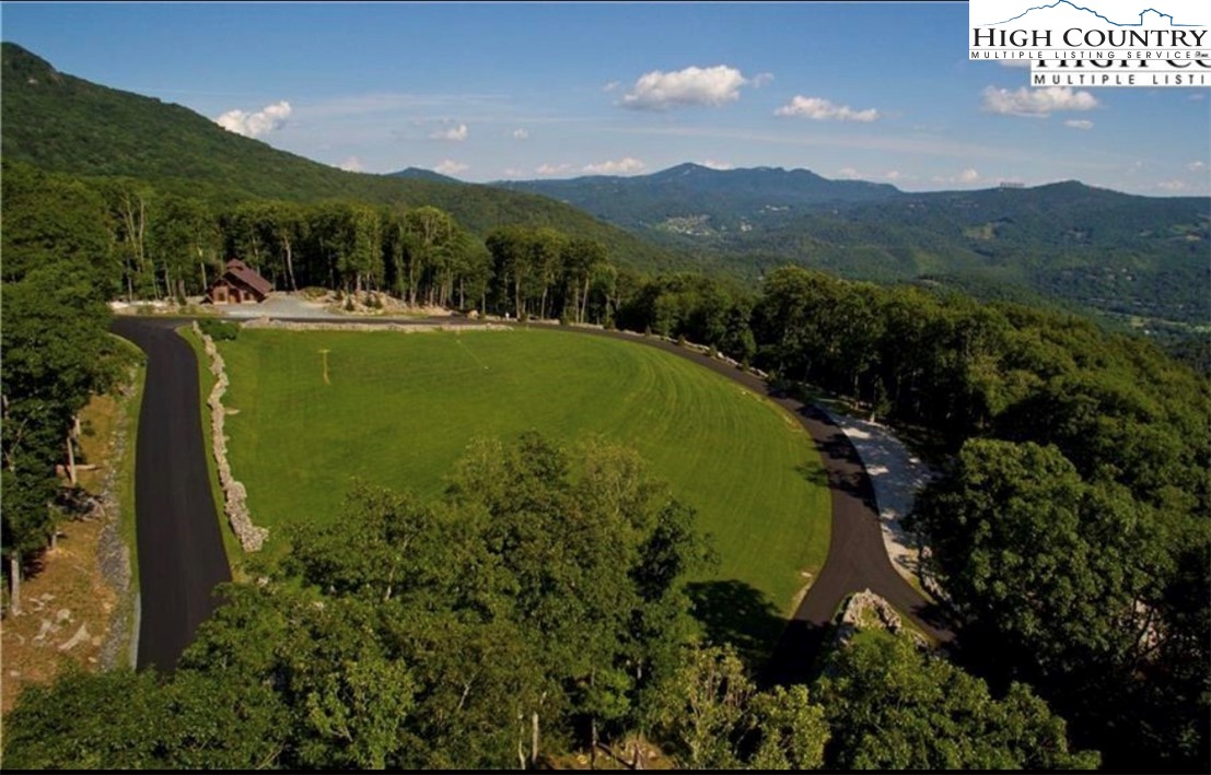 Es-61 Rippling Waters Trail Banner Elk, NC 28604 - Photo 15 of 16 a view of a lake with a mountain