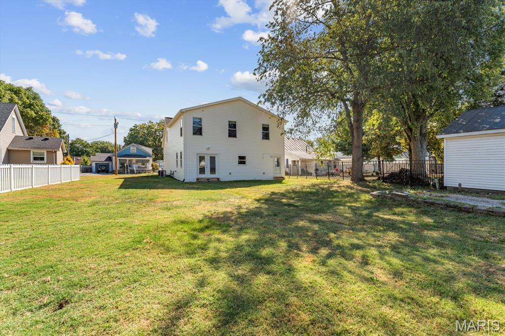 621 Morrison Avenue Waterloo, IL 62298 - Photo 9 of 49