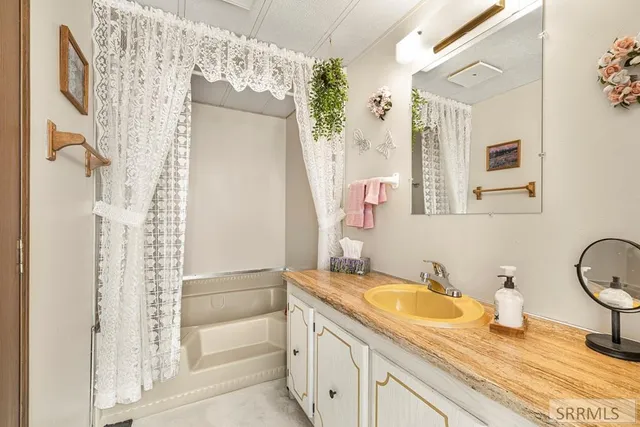 $180,000 | 160 Palisades Park Road, Unit 9, Irwin, ID 83428