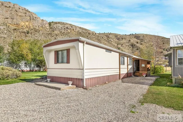 $180,000 | 160 Palisades Park Road, Unit 9, Irwin, ID 83428