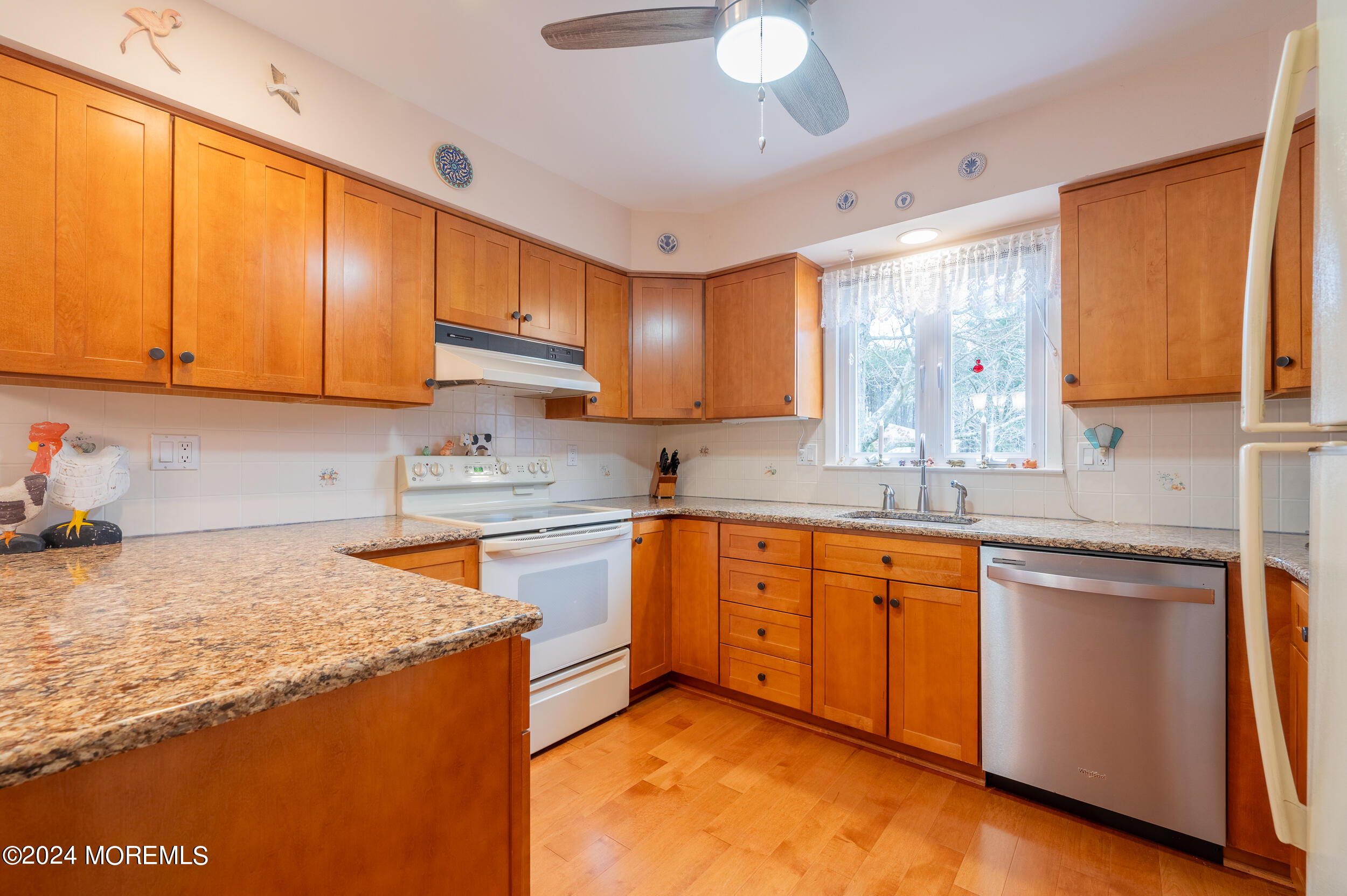 Kitchen 1b