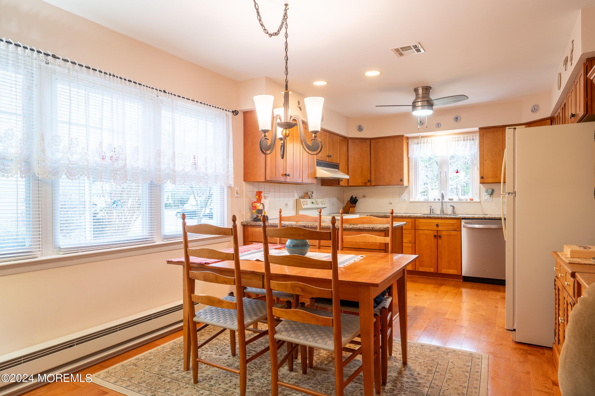 38 Meadowbrook Road Brick, NJ 08723 - Photo 8 of 47 Dining 1b