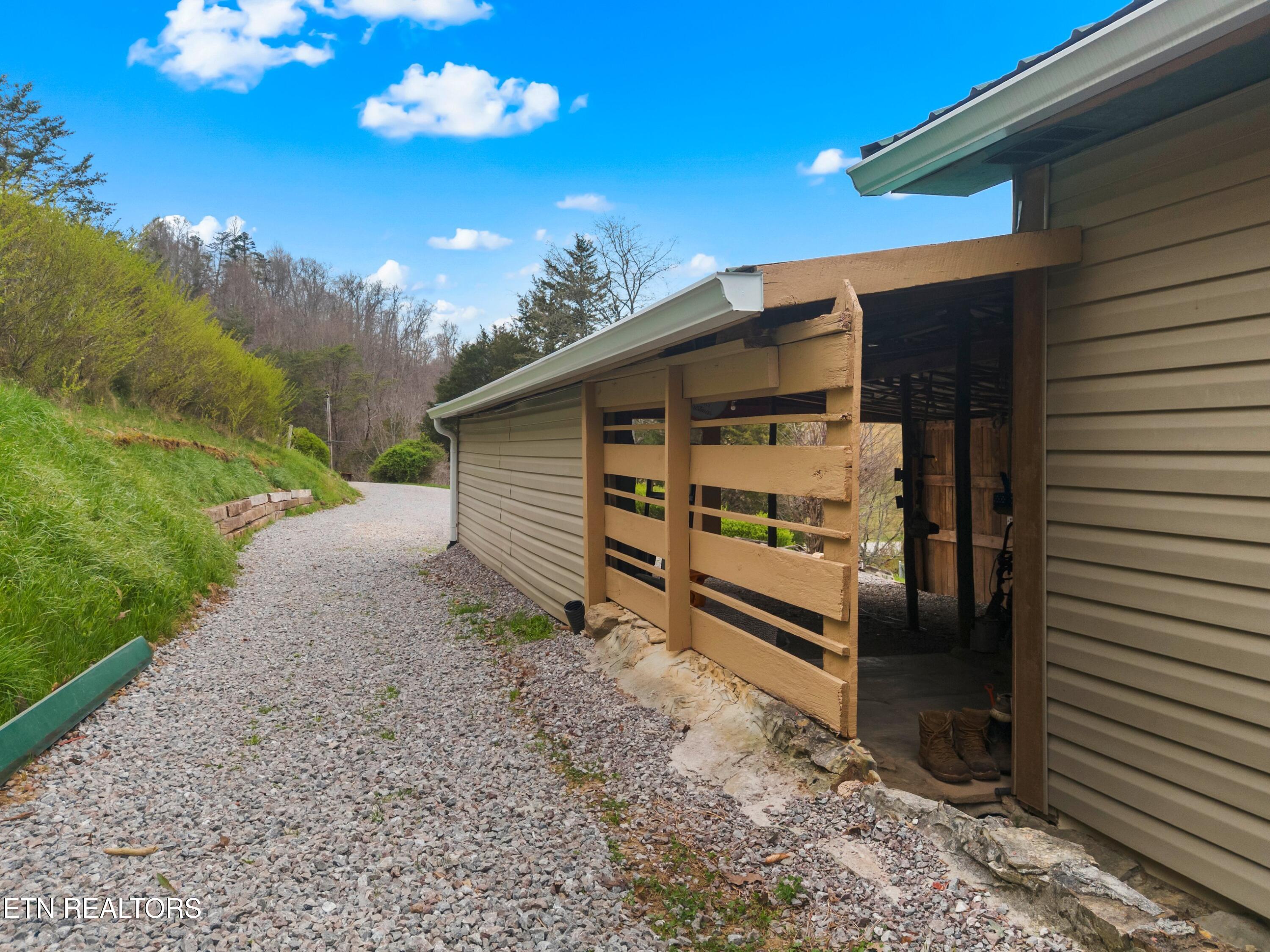 2826 Broken Valley Road Thorn Hill, TN 37881 - Photo 27 of 34 030-2826BrokenValleyRoad-ThornHill-TN-37