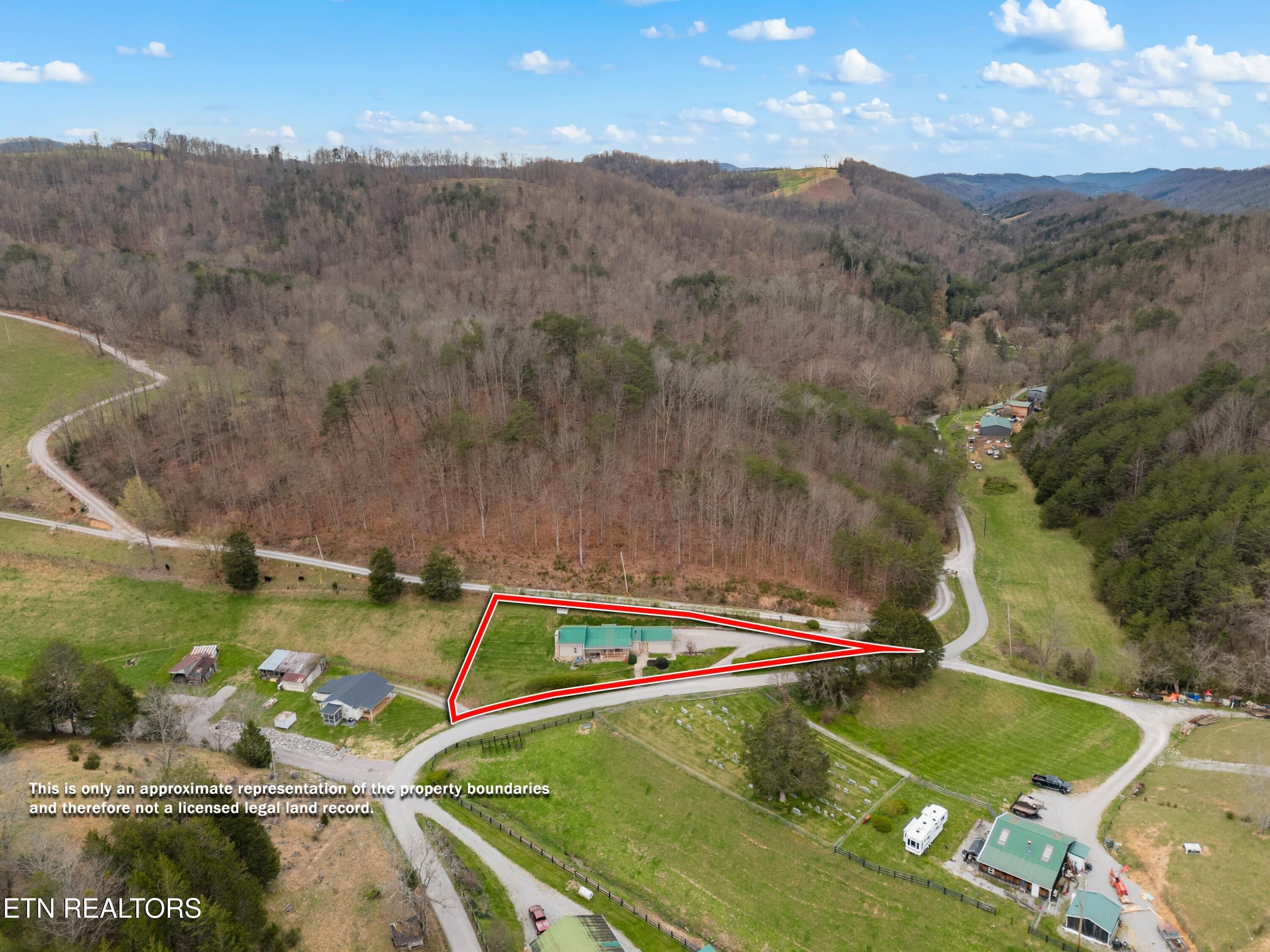 2826 Broken Valley Road Thorn Hill, TN 37881 - Photo 30 of 34 005-2826BrokenValleyRoad-ThornHill-TN-37