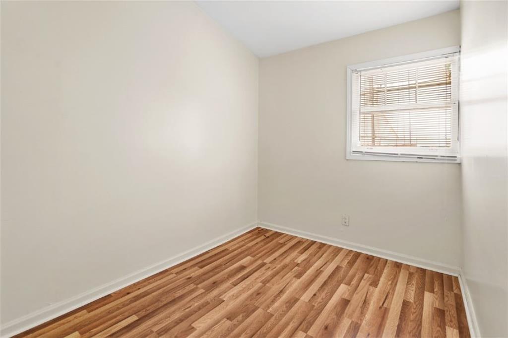 153 Little Street Southeast Atlanta, GA 30315 - Photo 7 of 17