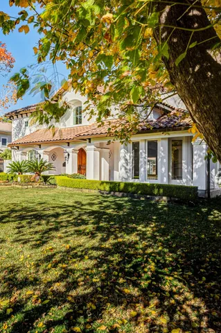 $2,750,000 | 5410 Valerie Street, Bellaire, TX 77401