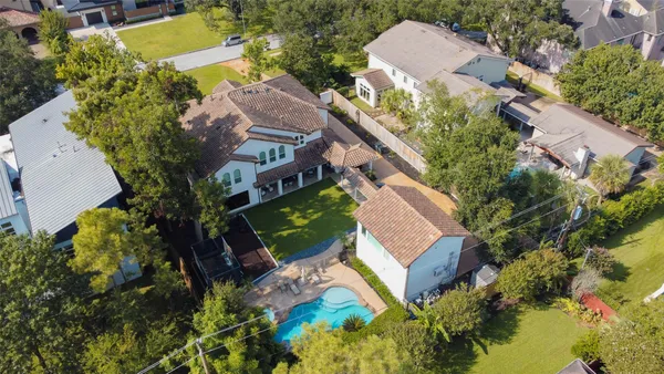 $2,575,000 | 5410 Valerie Street, Bellaire, TX 77401