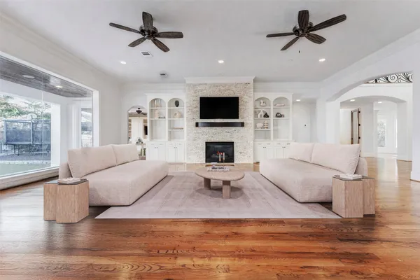 $2,575,000 | 5410 Valerie Street, Bellaire, TX 77401