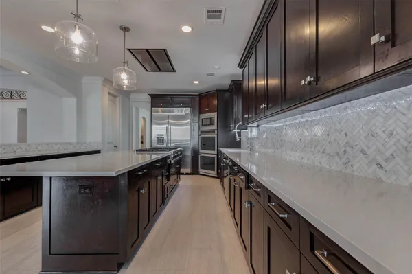 $2,575,000 | 5410 Valerie Street, Bellaire, TX 77401