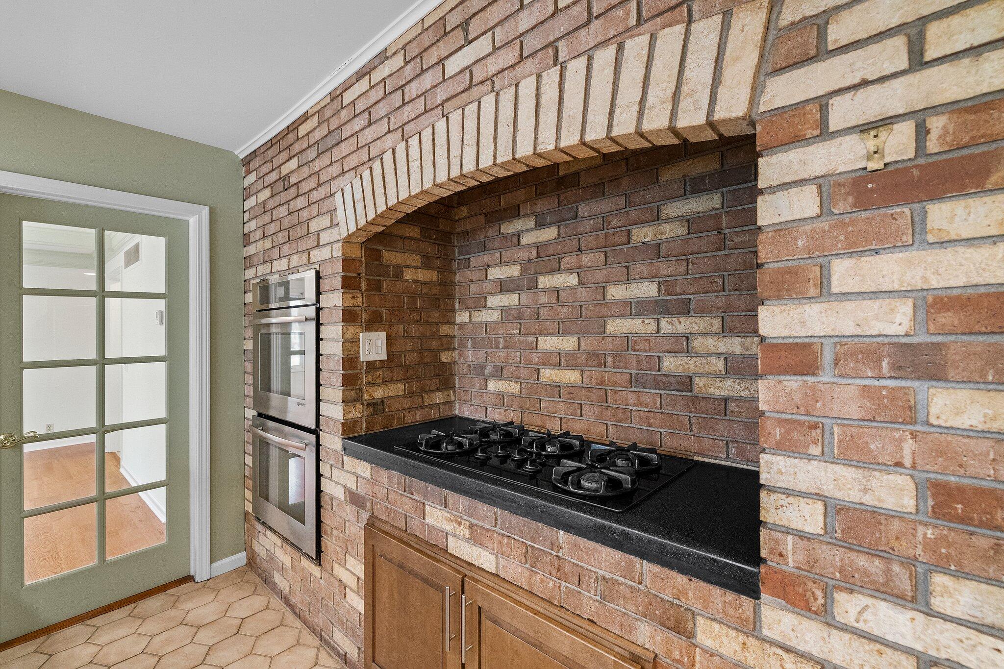 10831 Hendricks Place Crown Point, IN 46307 - Photo 13 of 37 2048x1365