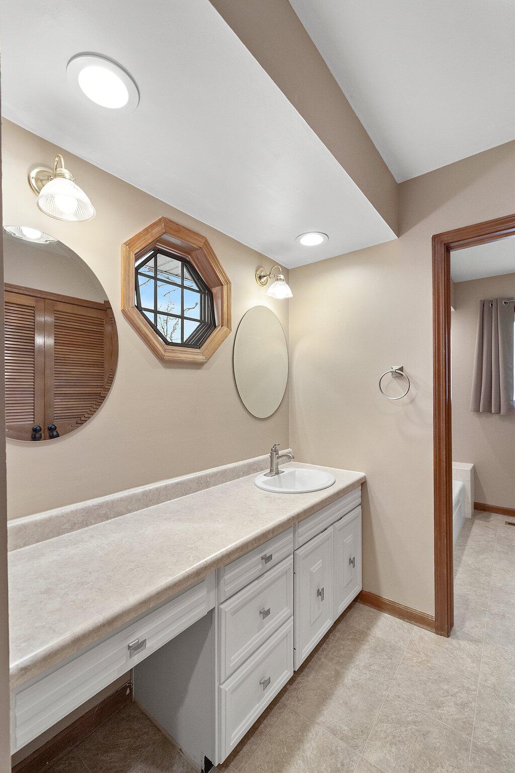 10831 Hendricks Place Crown Point, IN 46307 - Photo 23 of 37 1024x1536
