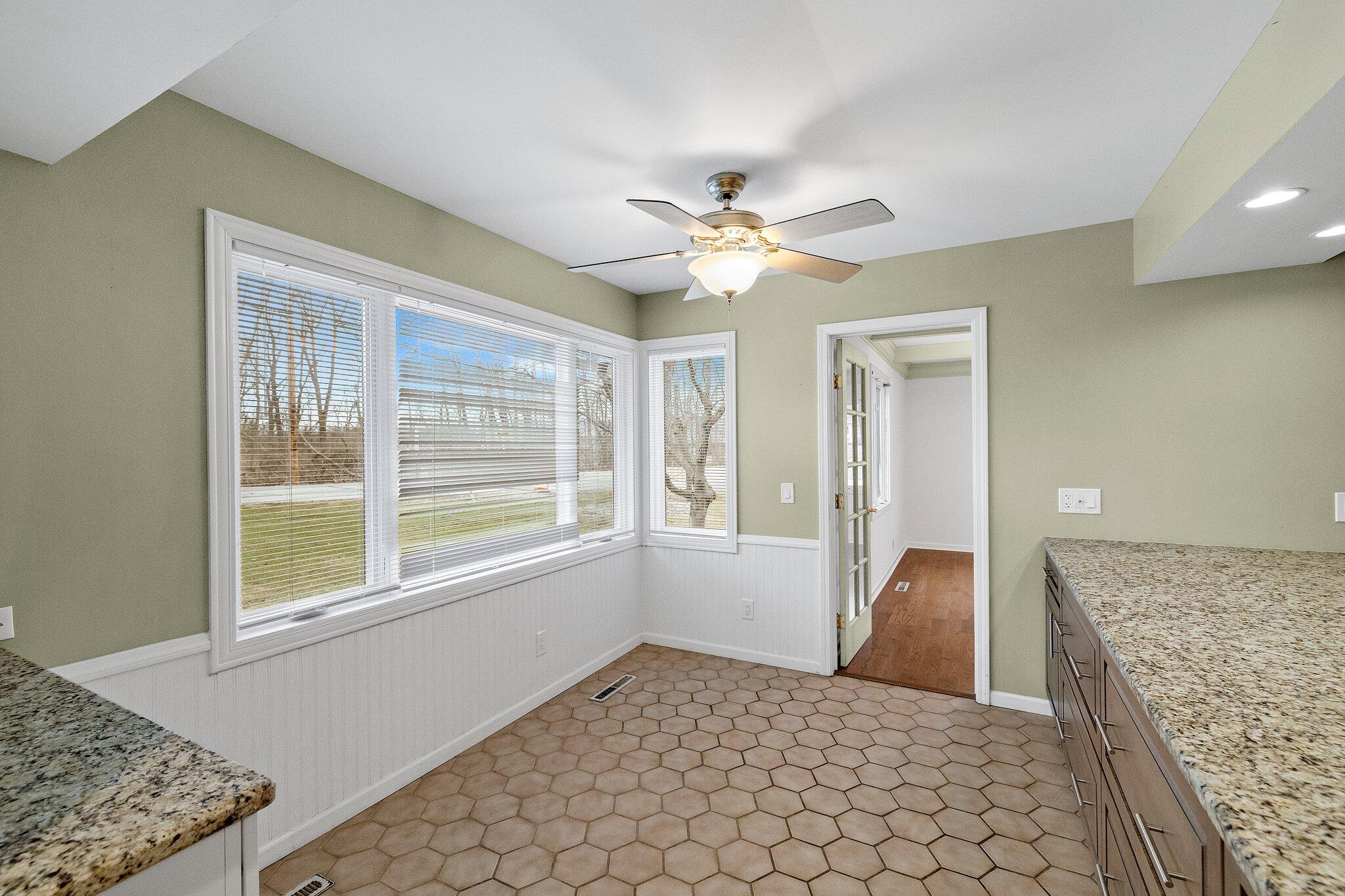 10831 Hendricks Place Crown Point, IN 46307 - Photo 10 of 37 2048x1365