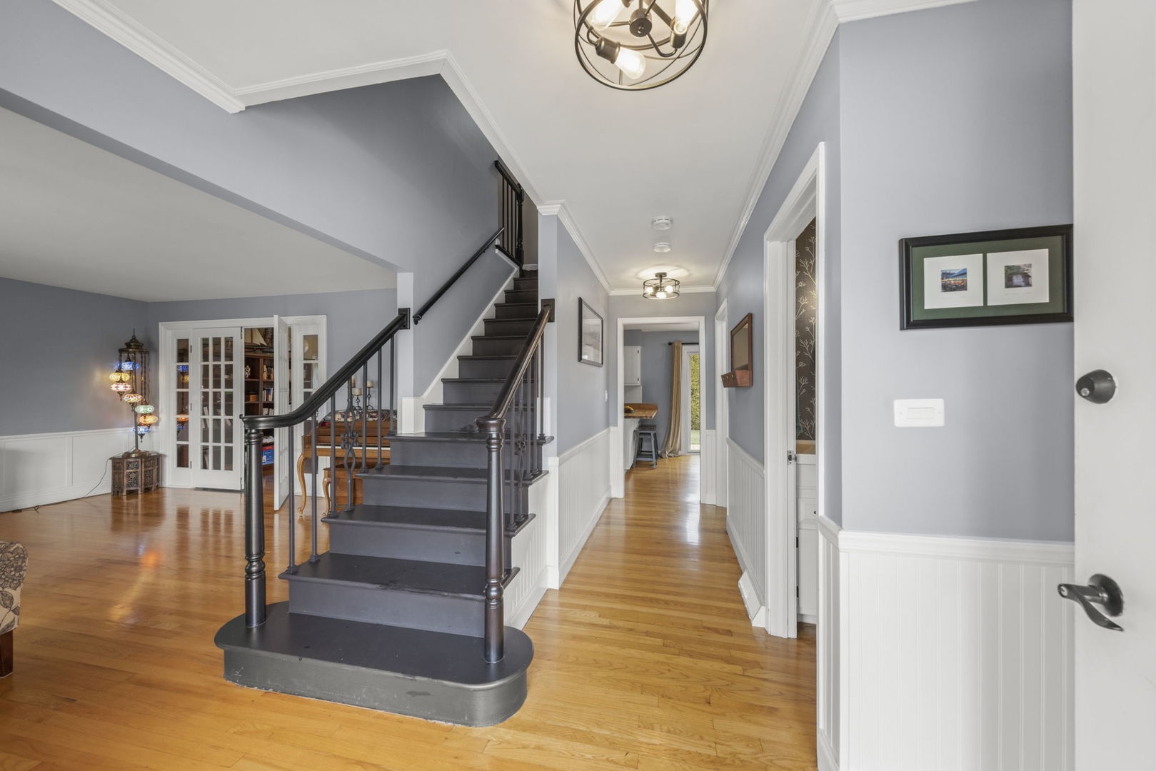909 Hidden Lake Road Naperville, IL 60565 - Photo 3 of 55 Gallery Image 3