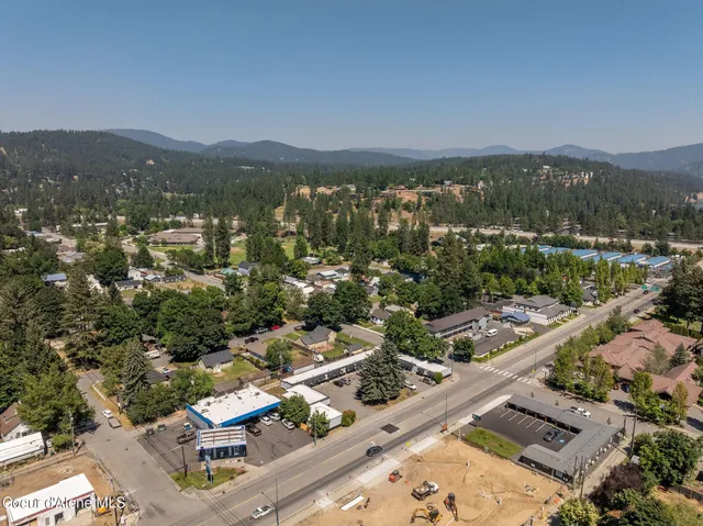 $2,499,900 | 2009 East Sherman Avenue, Coeur D'Alene, ID 83814