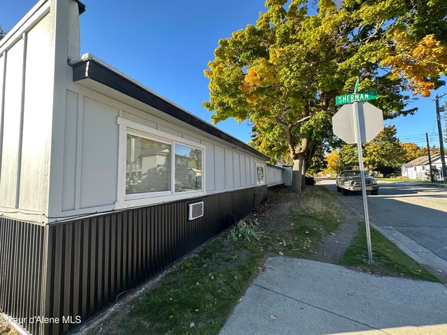 $2,499,900 | 2009 East Sherman Avenue, Coeur D'Alene, ID 83814