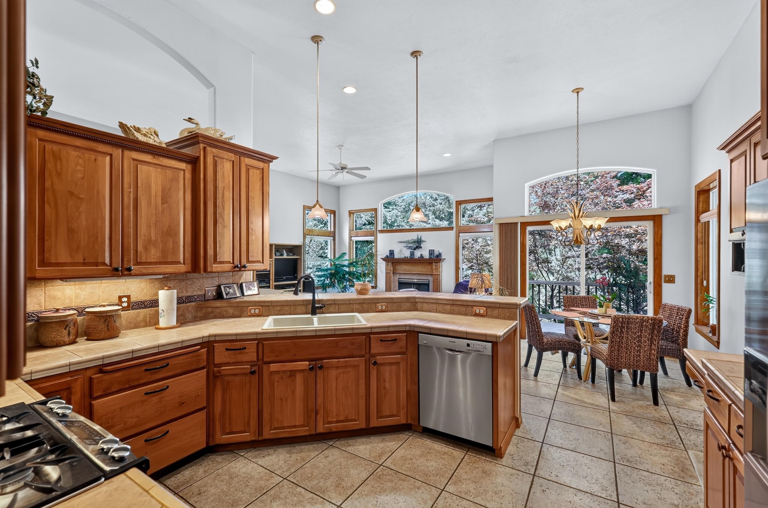 813 East Golden Road Spokane, WA 99208 - Photo 14 of 50 Gallery Image 14