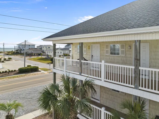 $1,500 | 1501 North New River Drive, Unit 201, Surf City, NC 28445