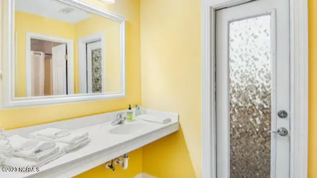 $1,500 | 1501 North New River Drive, Unit 201, Surf City, NC 28445