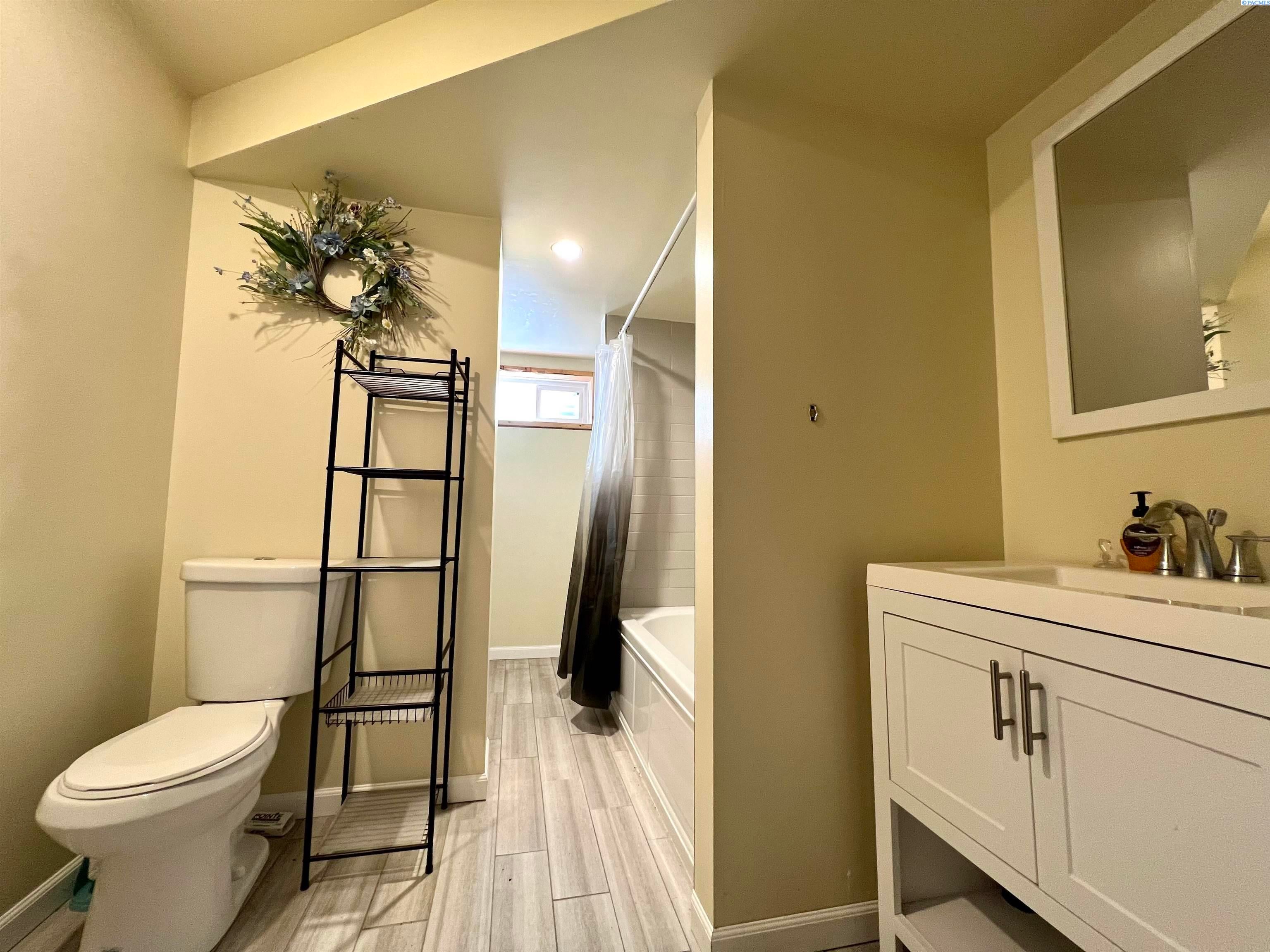 852 Brayton Road Pullman, WA 99163 - Photo 11 of 22 Gallery Image 11