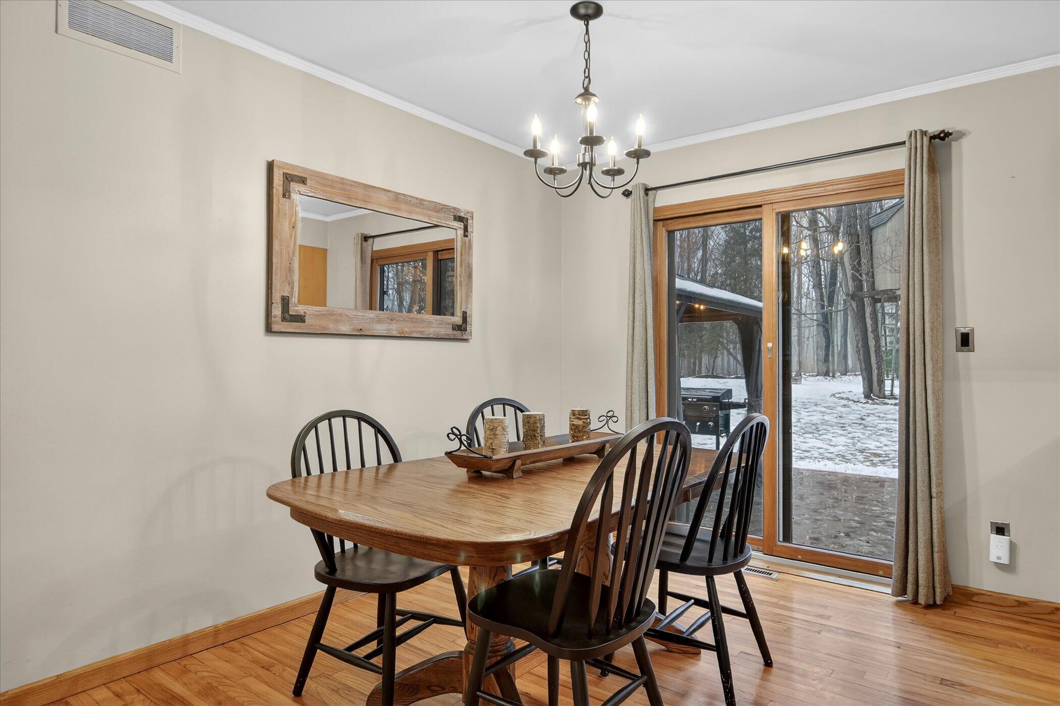 9765 McClements Road Brighton, MI 48114 - Photo 8 of 29 11-9765 McClements Rd Brighton, MI 4811