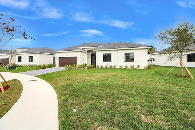 $1,100,000 | 20833 Southwest 96th Court, Cutler Bay, FL 33189