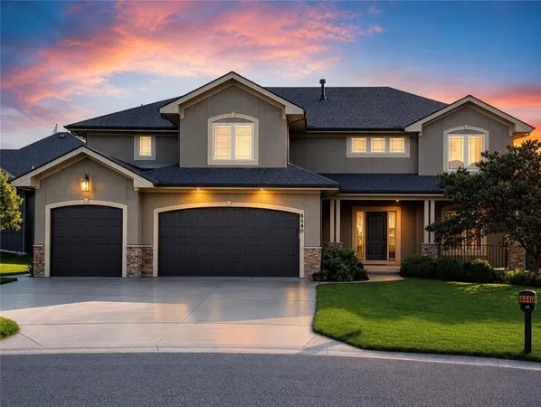 $625,000 | 8440 Brunswick Street, Lenexa, KS 66227