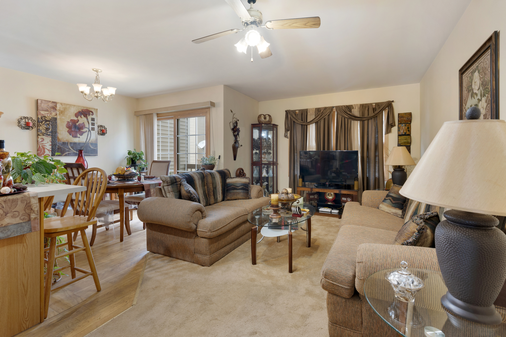 504 South Peace Road Sycamore, IL 60178 - Photo 4 of 20 a living room with furniture and a window