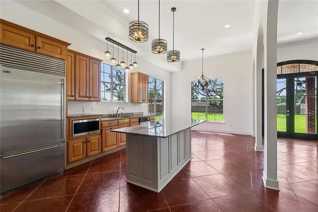 $829,000 | 155 Sauve Road, River Ridge, LA 70123