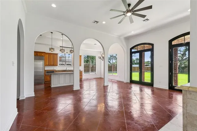 $829,000 | 155 Sauve Road, River Ridge, LA 70123