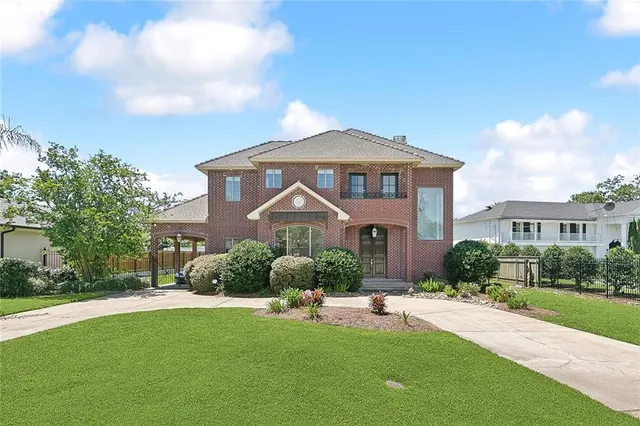 $829,000 | 155 Sauve Road, River Ridge, LA 70123