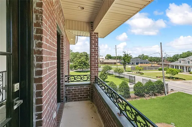 $829,000 | 155 Sauve Road, River Ridge, LA 70123