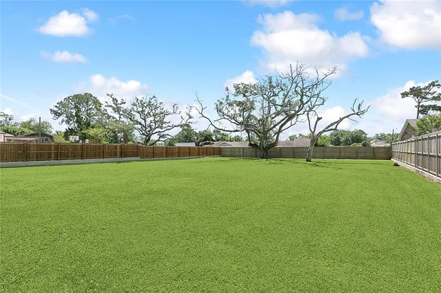 $829,000 | 155 Sauve Road, River Ridge, LA 70123