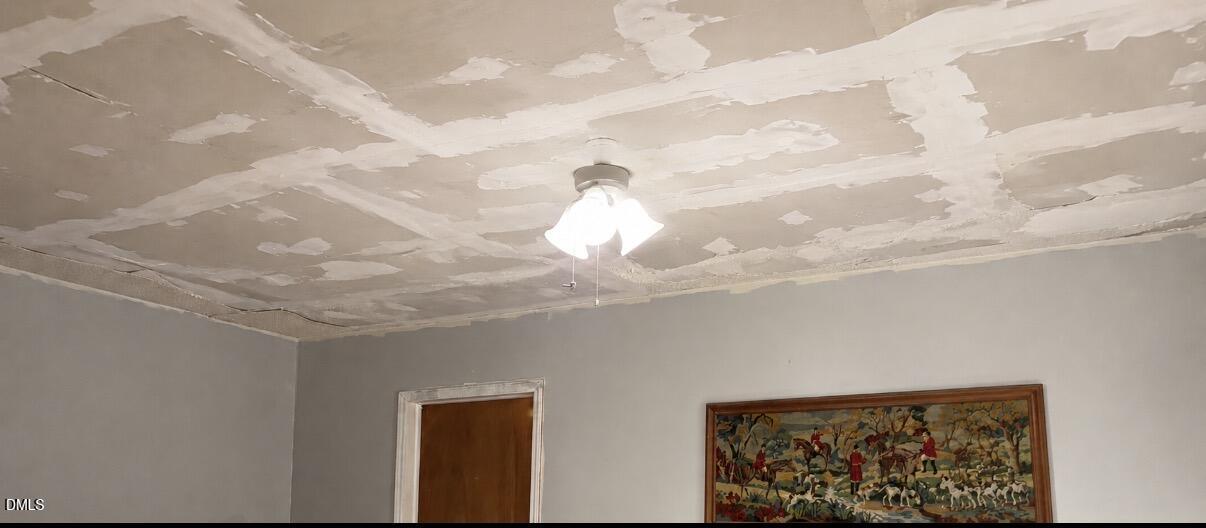 507 Strother Road Raleigh, NC 27606 - Photo 9 of 11 ceiling