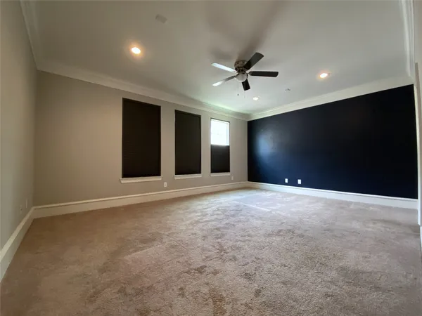 $2,995 | 5226 Kiam Street, Unit 1010, Houston, TX 77007