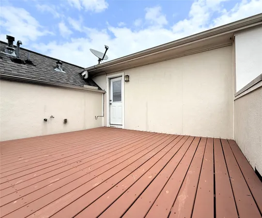 $2,995 | 5226 Kiam Street, Unit 1010, Houston, TX 77007