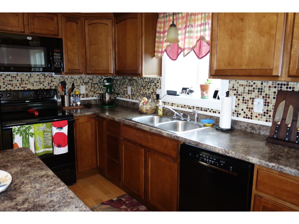 15 Taft Road Swanzey, NH 03446 - Photo 3 of 19 Gallery Image 3