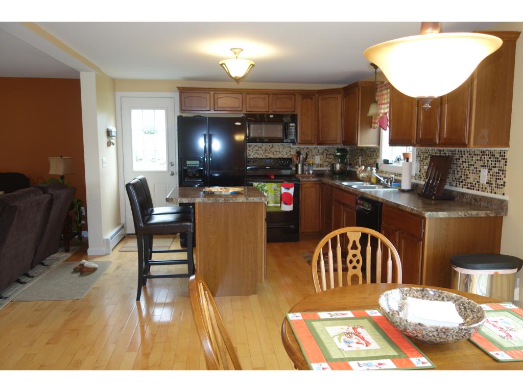 15 Taft Road Swanzey, NH 03446 - Photo 4 of 19 Gallery Image 4