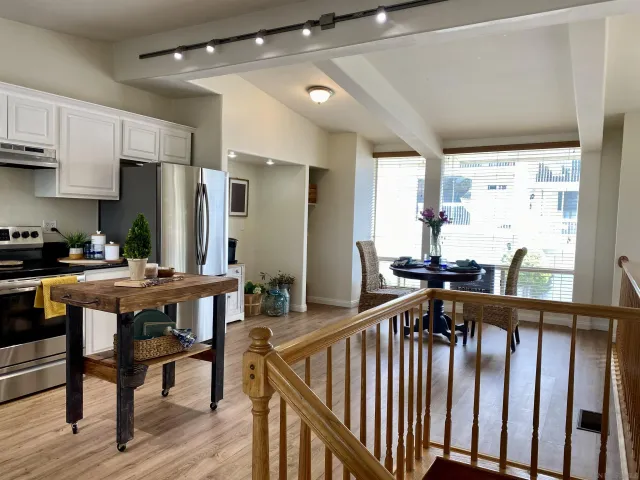 $3,695 | 2333 Caringa Way, Unit 31, Carlsbad, CA 92009