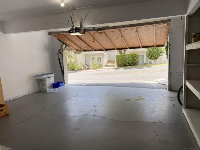 $3,695 | 2333 Caringa Way, Unit 31, Carlsbad, CA 92009