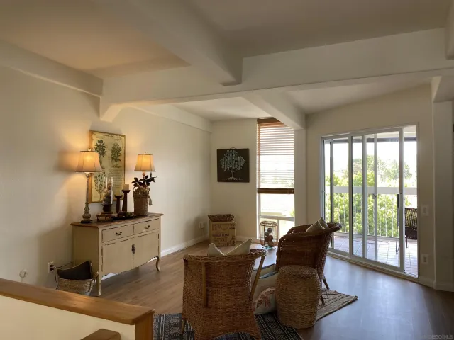 $3,695 | 2333 Caringa Way, Unit 31, Carlsbad, CA 92009