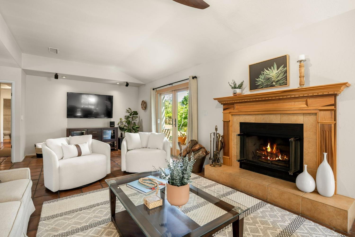 12755 Treeranch Road Ojai, CA 93023 - Photo 20 of 46 Gallery Image 20