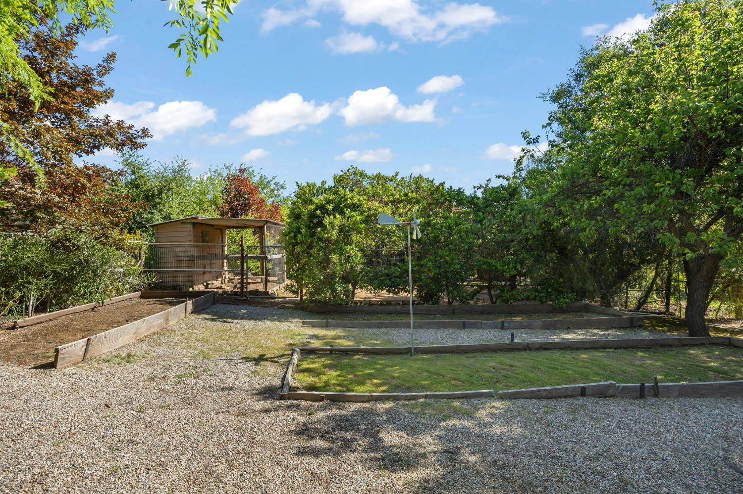 12755 Treeranch Road Ojai, CA 93023 - Photo 42 of 46 Gallery Image 42