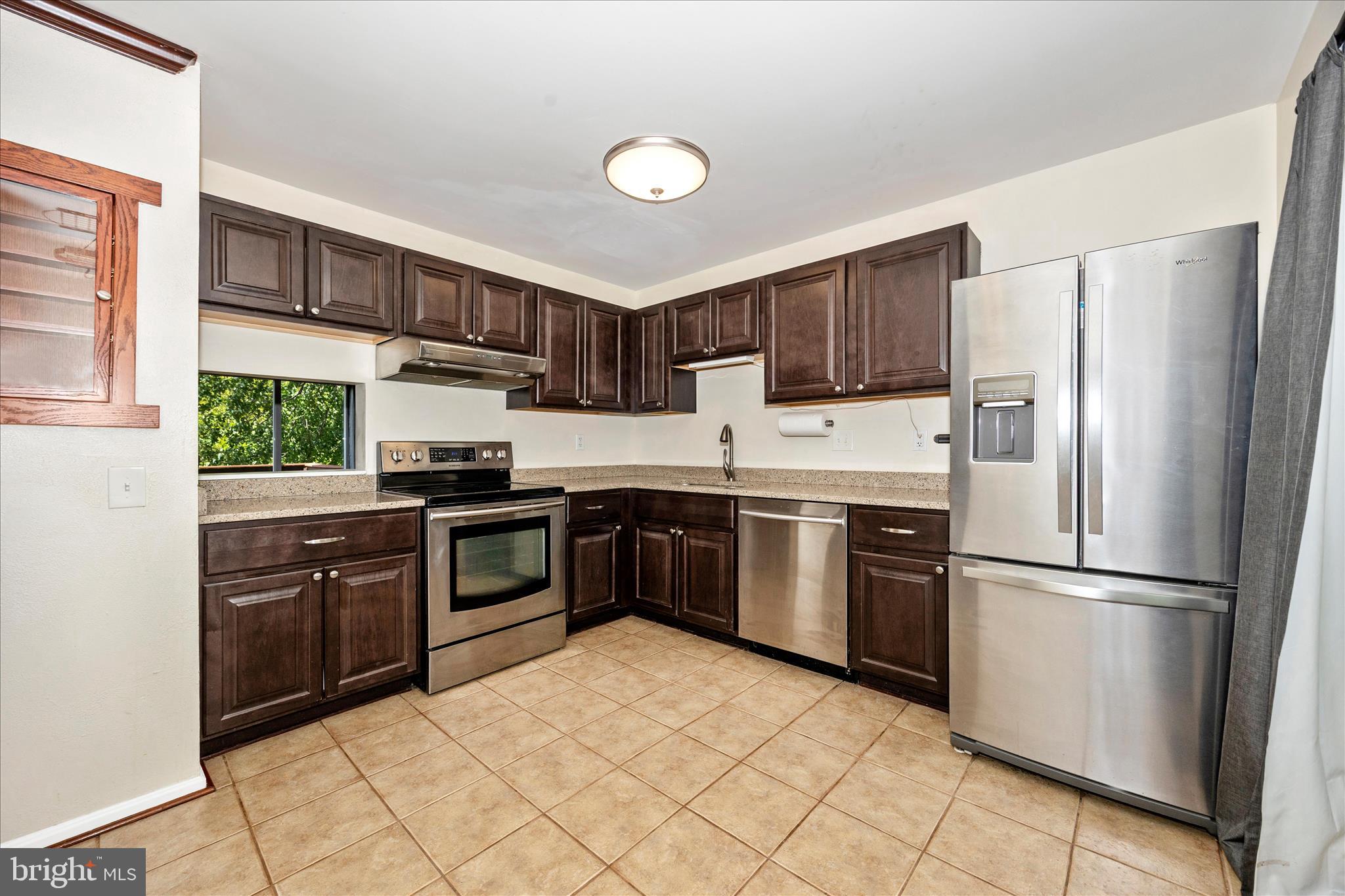 1667 Colonial Way Frederick, MD 21702 - Photo 11 of 36 OLIA7375