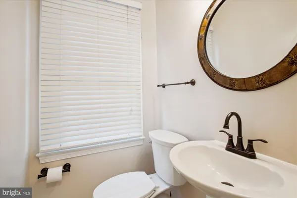$825,000 | 6808 Stoneybrooke Lane, Alexandria, VA 22306