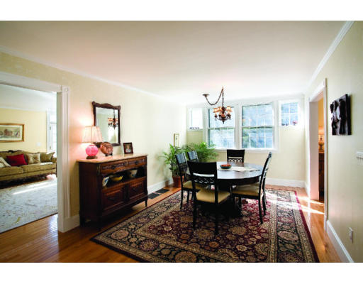 83 Fuller Street, Unit 2 Brookline, MA 02446 - Photo 3 of 5