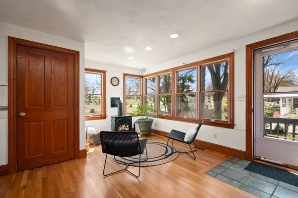 $810,000 | 14 Federal Street, Reading, MA 01867